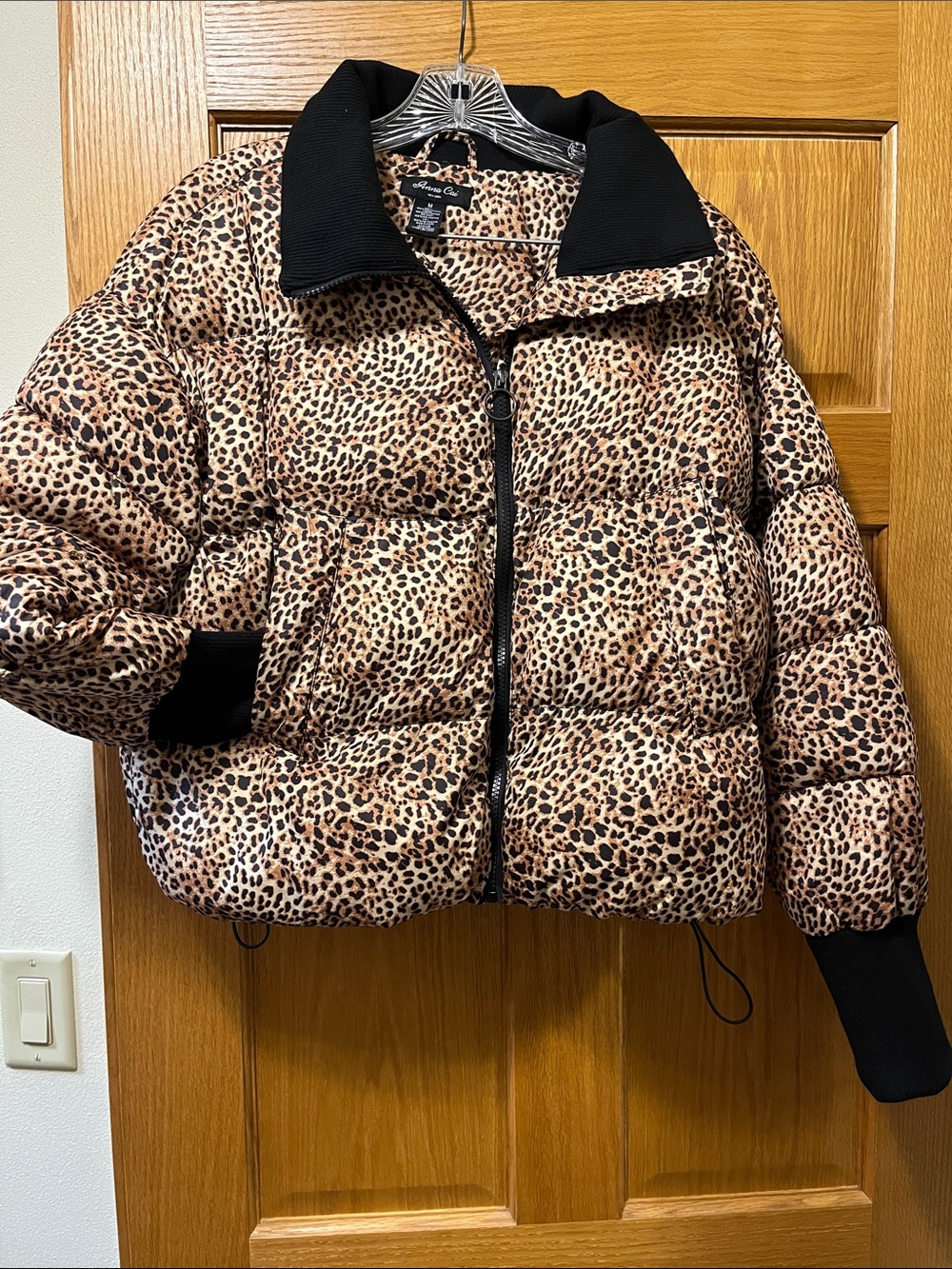 Leopard Print Puffer Jacket with Black Ribbed Collar - Women's